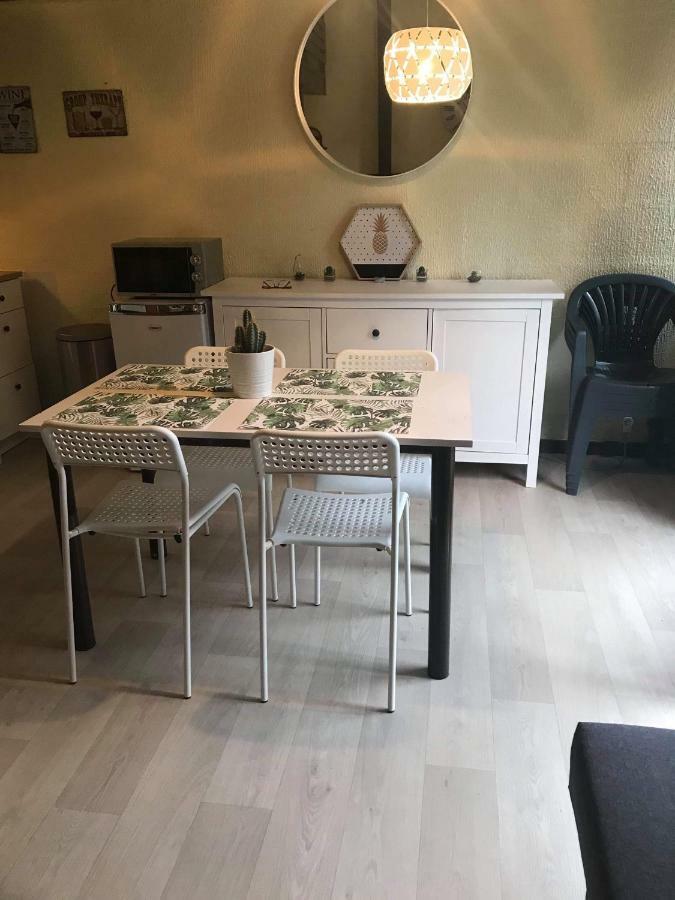 Villa Loft Renove Au Calme A La Campagne Pour Famille Hastiere-par-dela Exterior foto